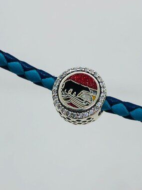 ✨✨  Pandora Smoky Mountain Travel Double sided Engraved Charm